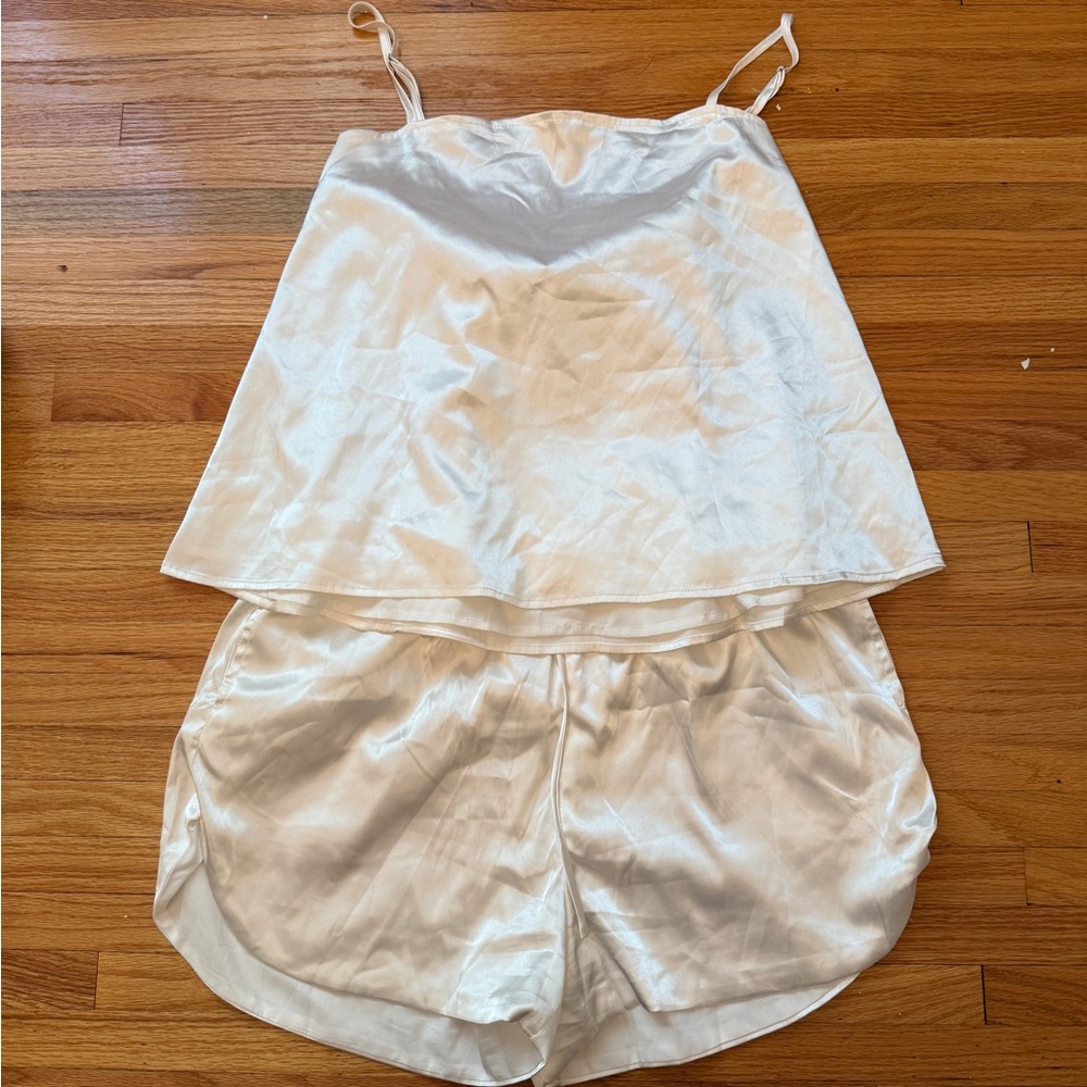 Waverless White Satin Pajama Set